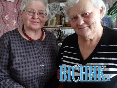 «Клуб для тих, кому за 60»: у селі на Волині пенсіонери влаштовують собі розваги