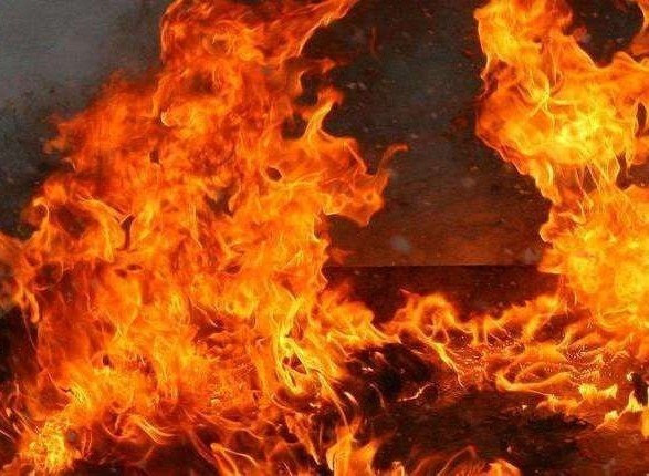 У Києві пенсіонер підпалив прикуту до ліжка дружину