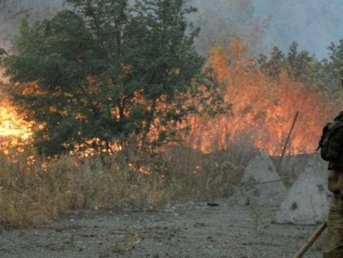 Луганщина у вогні через навмисний підпал бойовиків
