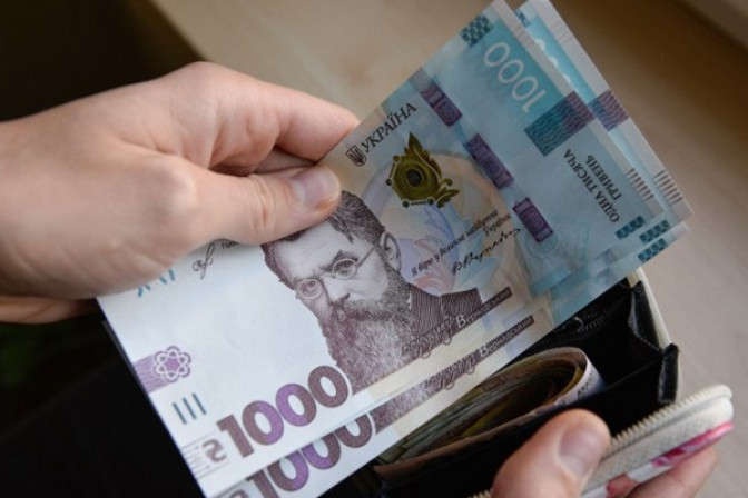 Найнижча зарплата в Україні – на Волині