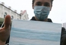 Повідомили, чи штрафуватимуть українців за перебування без маски на вулиці