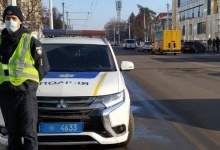 У Луцьку патрульні перевіряли таксистів