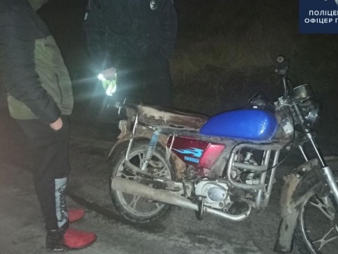 На Волині п’яний неповнолітній ганяв на мотоциклі