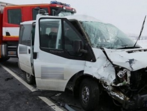 Смертельна ДТП в Чехії: українці на бусі врізались у вантажівку
