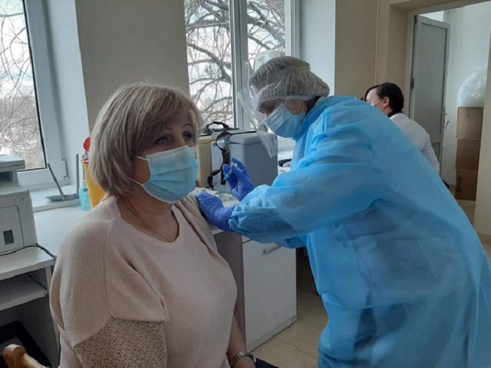 Заступники голови Волинської ОДА вакцинувалися від коронавірусу