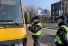У Луцьку пасажири маршрутки влаштували шарпанину з поліцейськими
