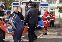 У Луцьку рятувальники допомогли жінці з інсультом