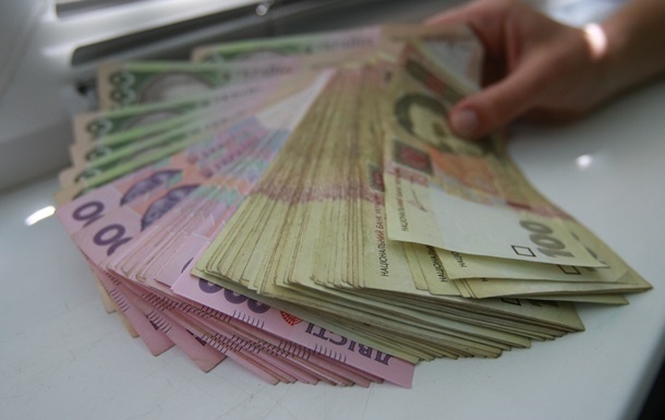 Двом працівницям волинського коледжу виплатили 770 тисяч зарплатного боргу