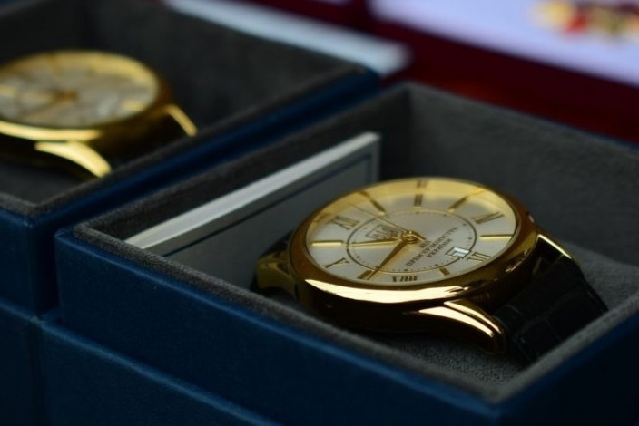 У Луцьку «обчистили» магазин годинників на понад мільйон