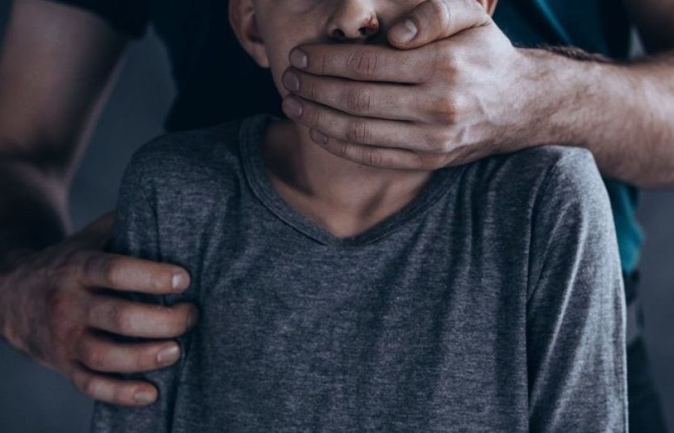Волинянин сяде на 13 років за зґвалтування дитини