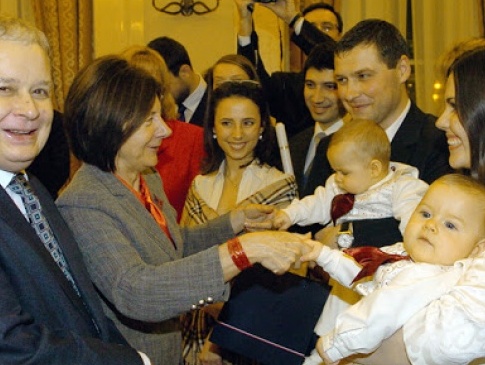 На Вінниччині польський президент хрестив близнят