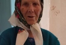 96-річна волонтерка з Рівненщини частину пенсії віддає військовим