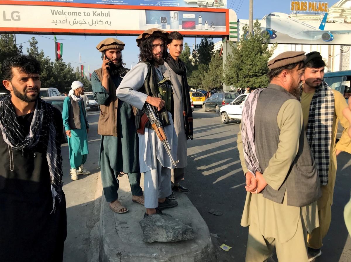 В Афганістані на військовій базі заблоковані 12 українців