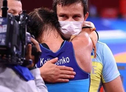 Українська борчиня віддала подаровану їй квартиру тренеру