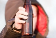 На Рівненщині діти отруїлися алкоголем