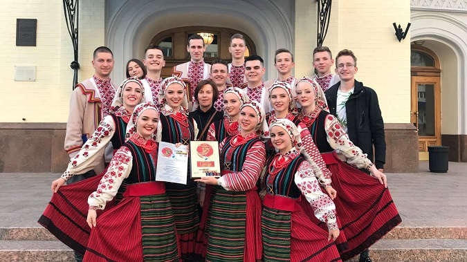 Ансамбль танцю з Луцька готувався до виступу в столиці 4 роки