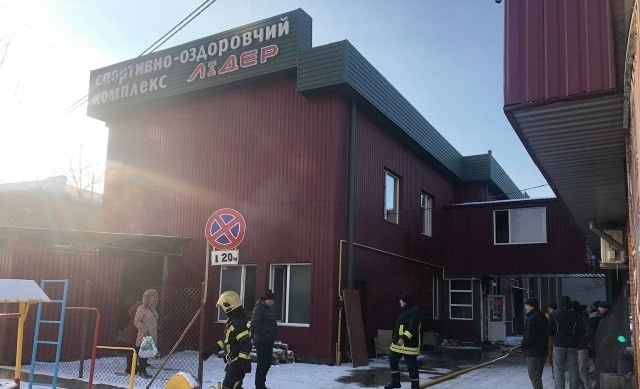 Подробиці пожежі в спорткомплексі у Луцьку