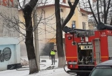 У Луцьку горить будівля колишнього кінотеатру