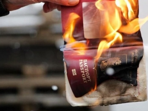 Громадянин РФ спалив свій паспорт та вступив до лав терооборони