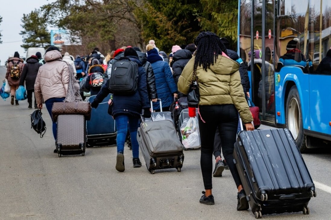 Польща змушує недобросовісних біженців повертати допомогу