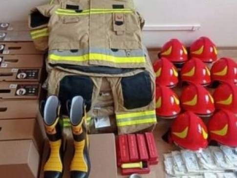 Десять громад Волині отримали пожежне обладнання