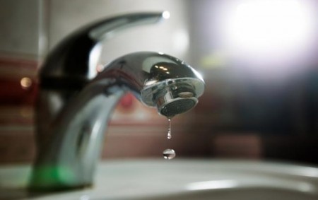 У кількох районах Луцька – понижений тиск води у будинках