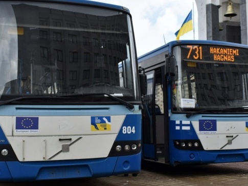 Волинь отримала шкільні автобуси від Фінляндії