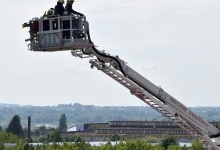 У Луцьку випробували висотний пожежний підйомник (фото)