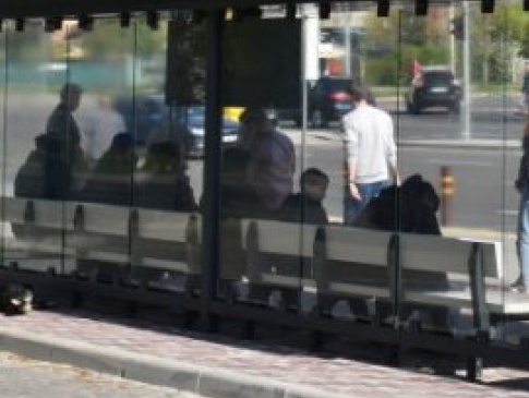 У Луцьку встановлять 8 нових зупинок для громадського транспорту