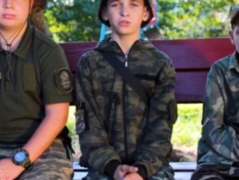 «Гвардійці» в 10 років: у Луцьку хлопчаки створила свій волонтерський загін «Гвардія «Воля»