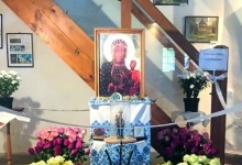 Замироточила ікона, біля якої моляться за мир в Україні
