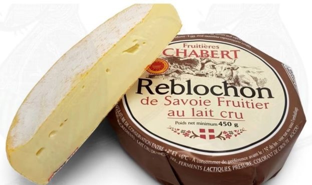 В Україну перед святами завезли небезпечний сир зі стафілококом