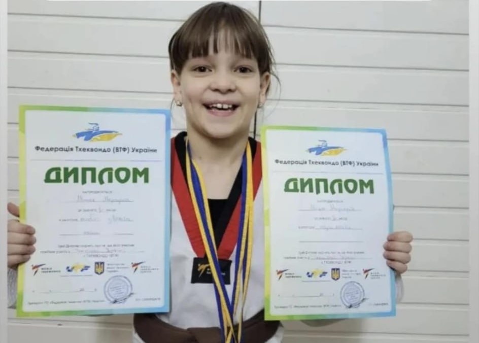 Потрібна допомога: у Луцьку збирають кошти на лікування 10-річної дівчинки, яку збили на переході