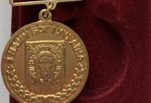 УПЦ КП анулювала медаль військовому – бо він гей
