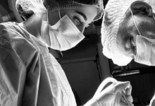 На Івано-Франківщині лікарі видалили з щелепи пухлину як тенісний м’яч