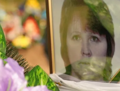 На Сумщині після похорону загиблого на війні сина померла мати