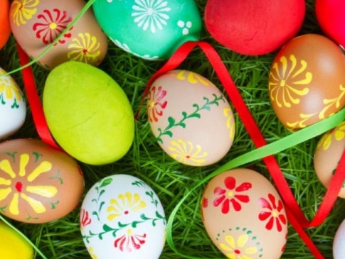 Великдень 2024: які кольори краще не використовувати для фарбування яєць