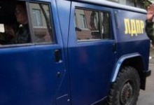 На Луганщині терористи з боєм допомогли прорватися в Україну машині Жириновського