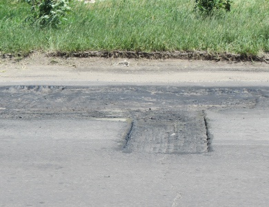 В умовах безгрошів’я волинські дорожники зуміли зробити ямковий ремонт на деяких дорогах