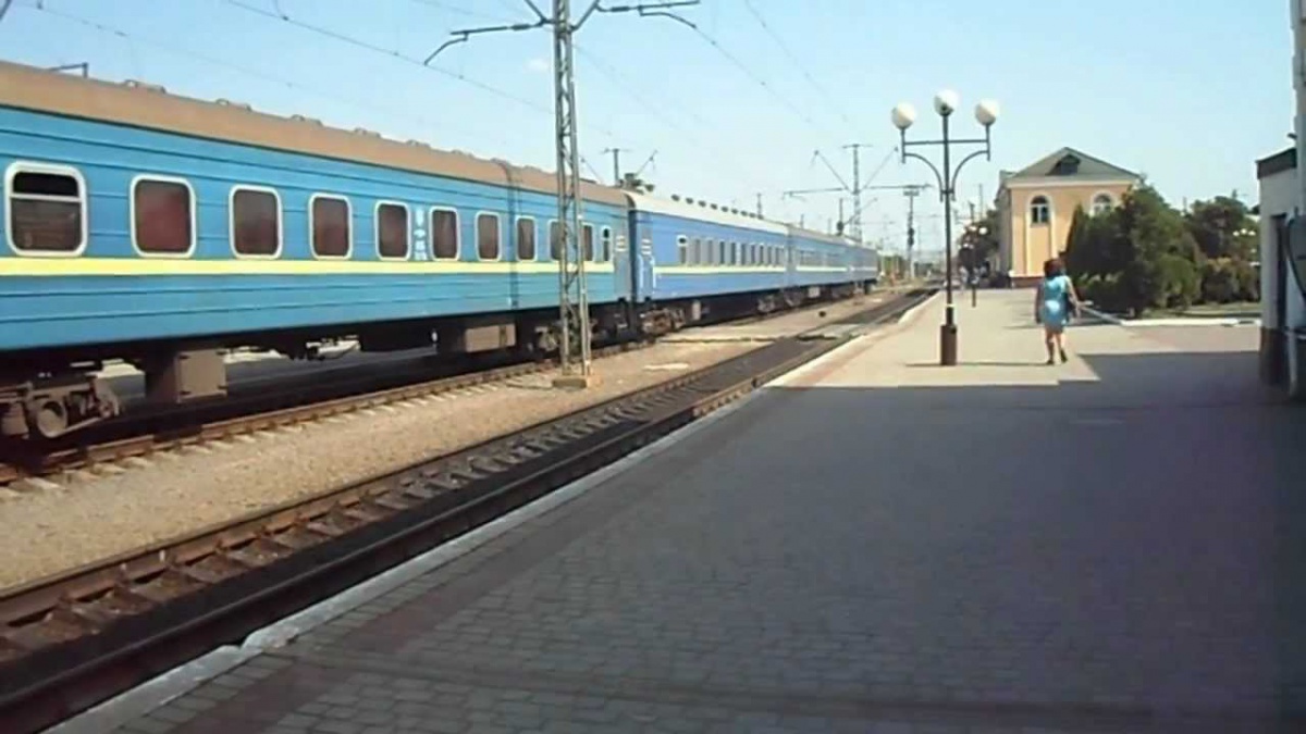 Потяг «Москва-Ковель» зупинили коні