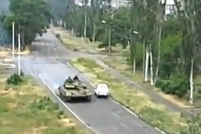 На територію України Росія перекинула 10 «Градів» та танки Т-64В, але більше не зможе — кордони нарешті перекрили