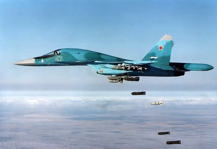 Російська авіація завдала удару по Сніжному у Донецькій області