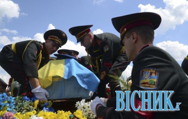 Кількість загиблих українських бійців в АТО добігає до тисячі... Втрати в Іловайську ще рахують