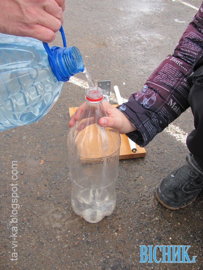Під Луганськом священики УПЦ МП організували «бізнес» з продажу людям питної води