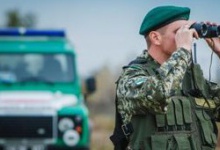 На межі окупованих на Донбасі територій встановлять прикордонні КПП