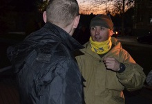 Самооборонці кличуть лучан на 19:00 до ОВК, яка досі не підписала протокол про перемогу Лапіна