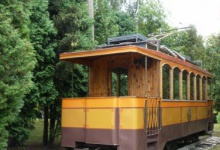 У Житомирі курсує ретро-трамвай для закоханих