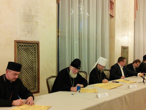 На Рівненщині представники різних конфесій підписали меморандум про Українську помісну церкву