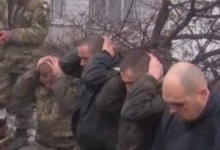 Ватажок «ДНР» Захарченко влаштував публічний допит захоплених у полон оборонців аеропорту