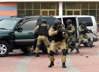 На Луганщині міліція в результаті годинного бою затримала айдарівців, які займалися бандитизмом